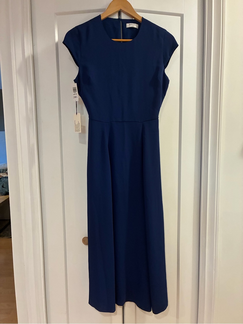 Aritzia Babaton Hamptons Dress